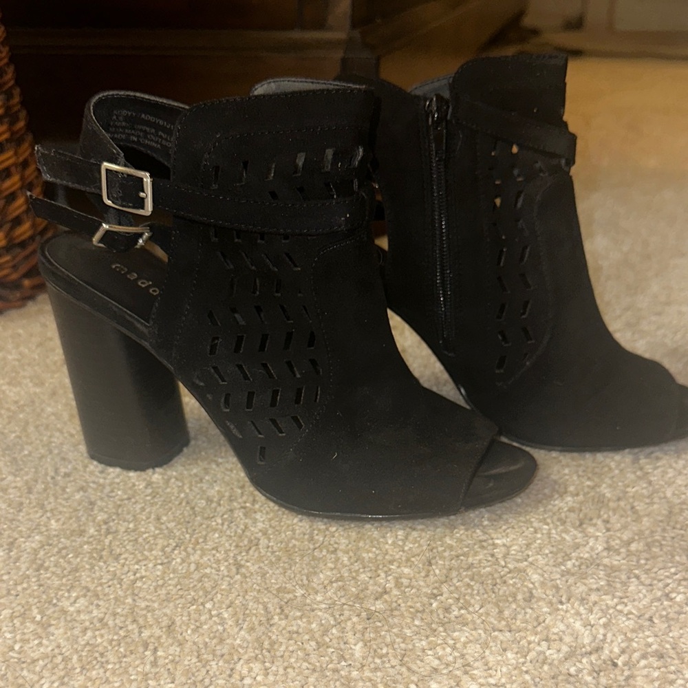 Elegant Black Women's Peek Toe Heel
